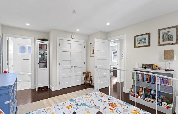 1020 E 13th Avenue Mount Pleasant VE