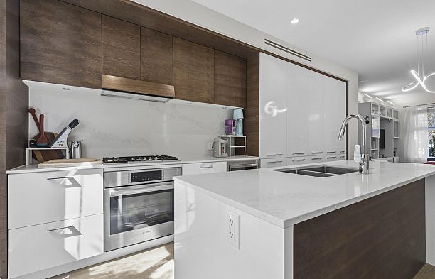 276 W 62nd Avenue Marpole