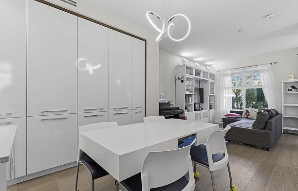 276 W 62nd Avenue Marpole
