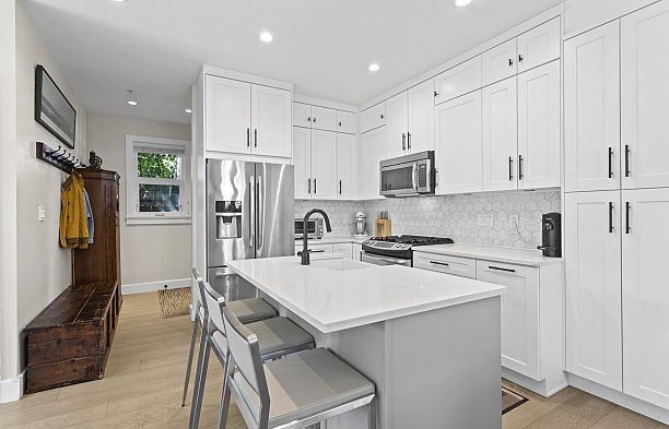 1020 E 13th Avenue Mount Pleasant VE