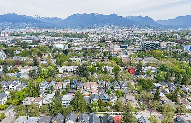1049 E 11th Avenue Mount Pleasant VE