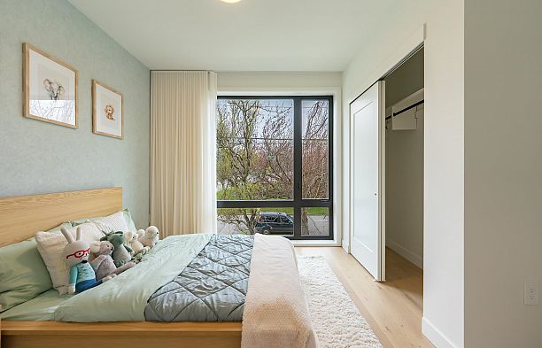 858 W 64th Avenue Marpole