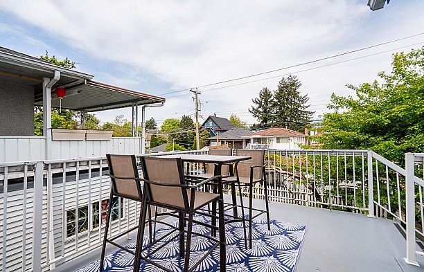 1049 E 11th Avenue Mount Pleasant VE