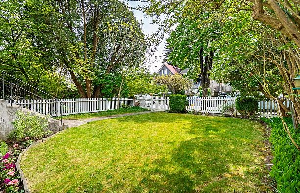 1049 E 11th Avenue Mount Pleasant VE