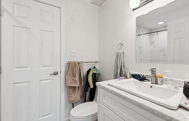 6605 Turnberry Crescent South Cambie
