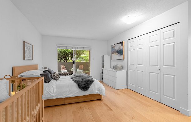 101 2412 Alder Street Fairview VW