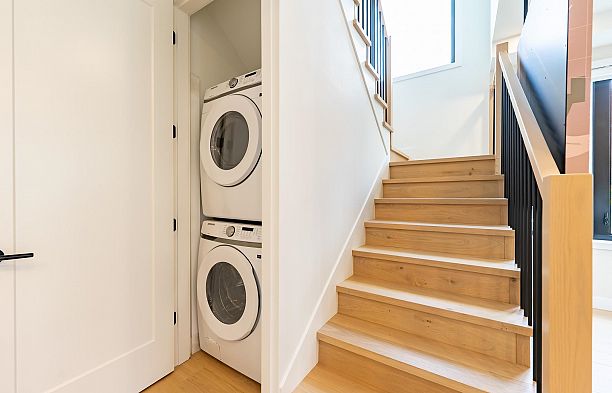 858 W 64th Avenue Marpole