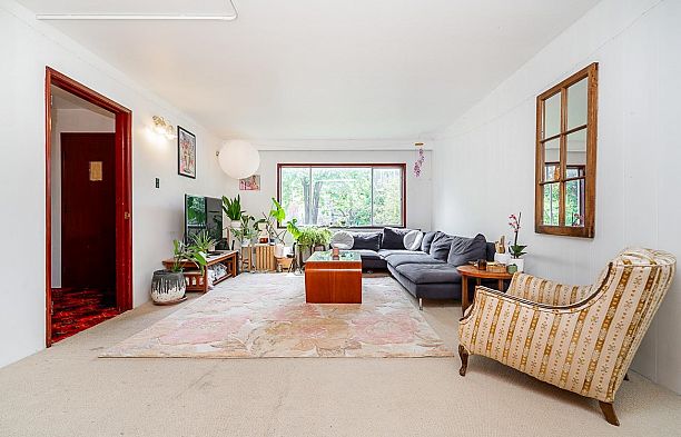 1049 E 11th Avenue Mount Pleasant VE