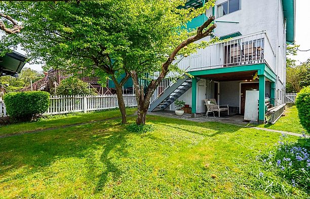 1049 E 11th Avenue Mount Pleasant VE