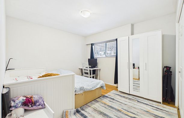 7692 Osler Street South Granville