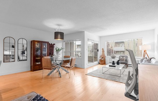 101 2412 Alder Street Fairview VW