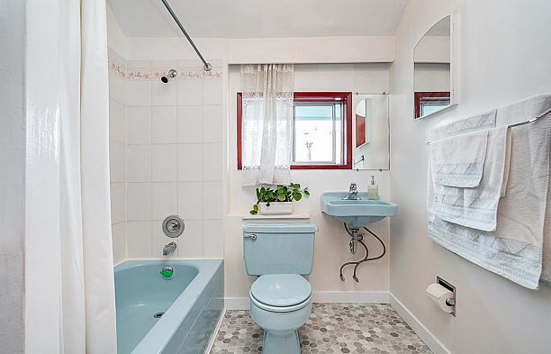 1049 E 11th Avenue Mount Pleasant VE