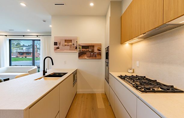 858 W 64th Avenue Marpole