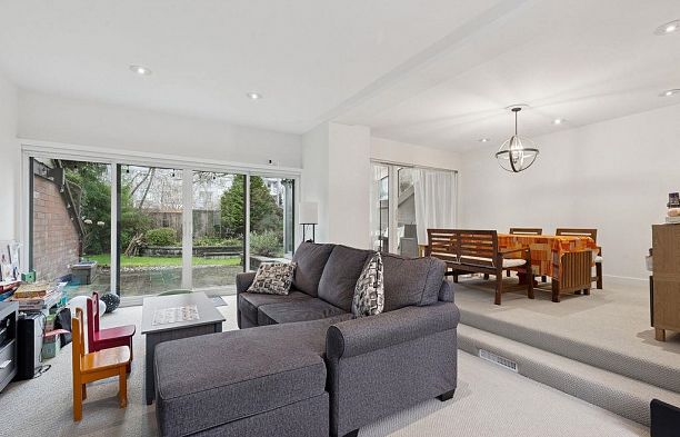 6605 Turnberry Crescent South Cambie