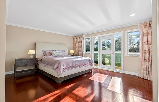 1369 W 55th Avenue South Granville