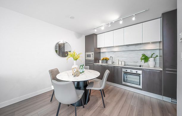 203 8031 Nunavut Lane Marpole