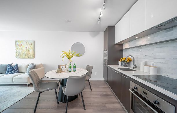 203 8031 Nunavut Lane Marpole