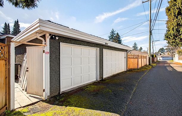 1369 W 55th Avenue South Granville