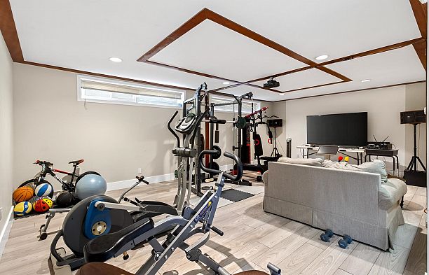 1369 W 55th Avenue South Granville
