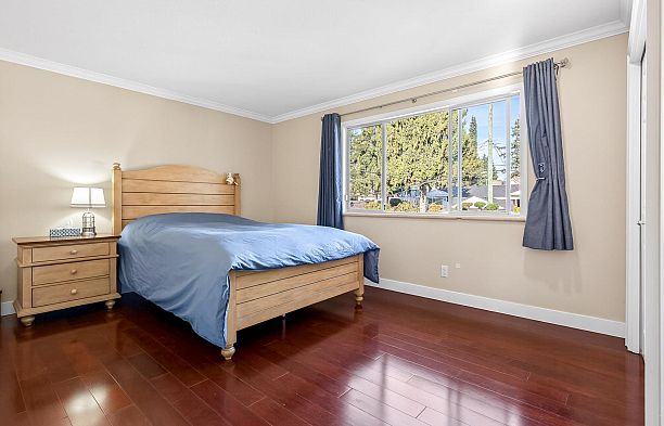 1369 W 55th Avenue South Granville