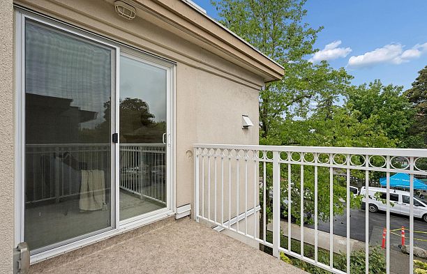 302 228 E 14th Avenue Mount Pleasant VE