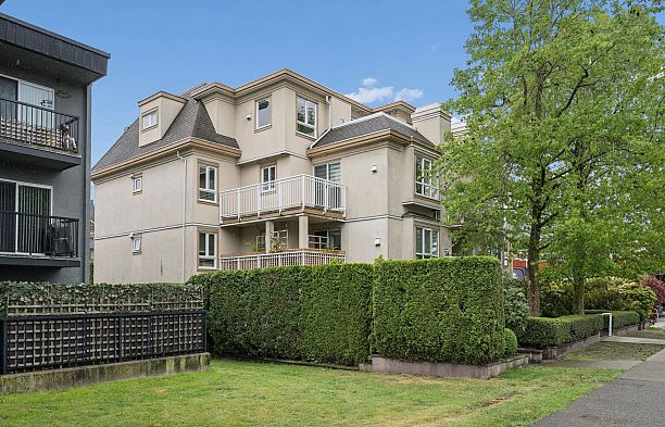 302 228 E 14th Avenue Mount Pleasant VE