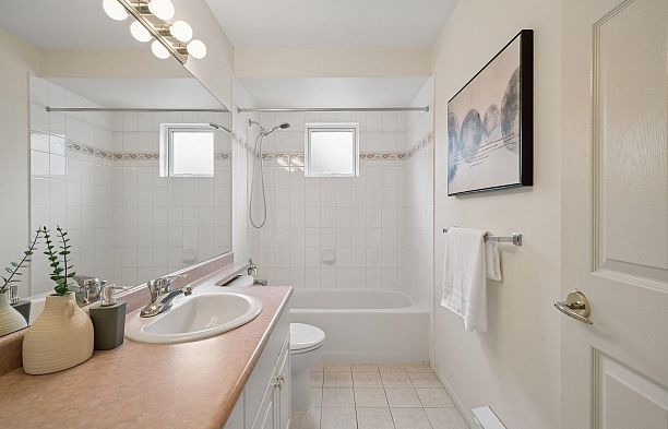 302 228 E 14th Avenue Mount Pleasant VE
