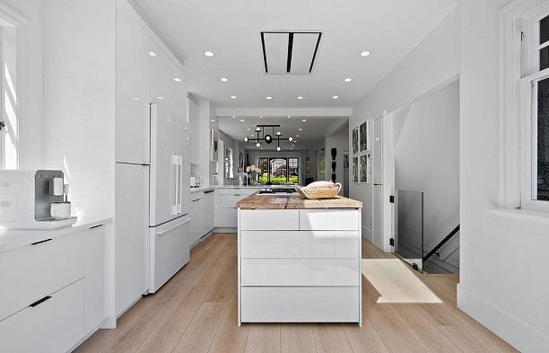 3392 W 8th Avenue Kitsilano