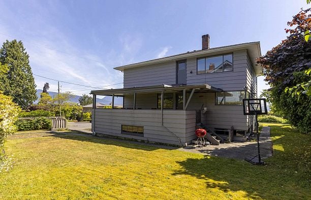 4514 Bellevue Drive Point Grey