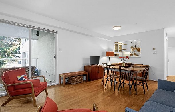 313 2175 W 3rd Avenue Kitsilano