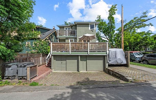 2245 Stephens Street Kitsilano