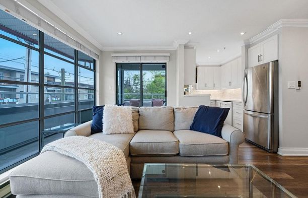 203 2287 W 3rd Avenue Kitsilano