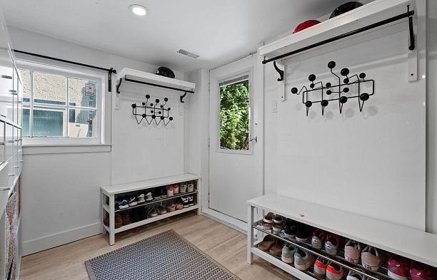 3392 W 8th Avenue Kitsilano