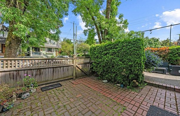 2245 Stephens Street Kitsilano