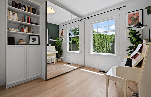 3392 W 8th Avenue Kitsilano