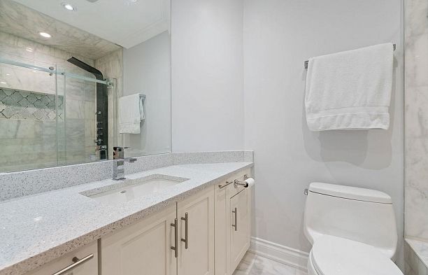 203 2287 W 3rd Avenue Kitsilano