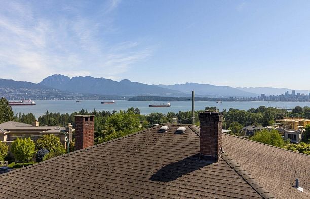 4514 Bellevue Drive Point Grey