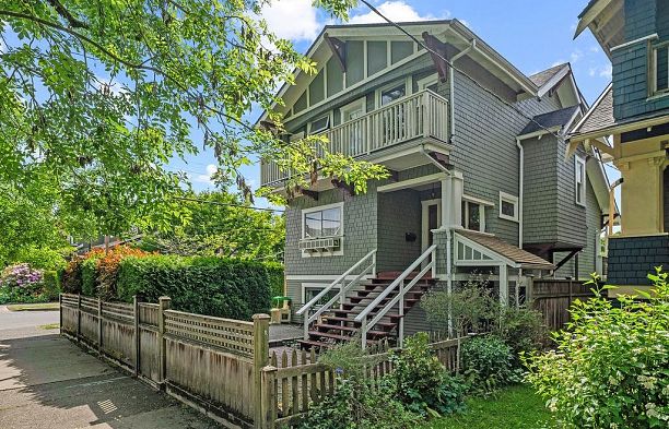 2245 Stephens Street Kitsilano