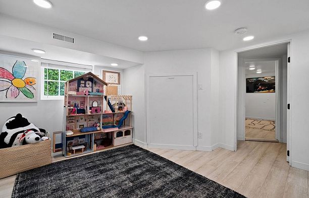 3392 W 8th Avenue Kitsilano