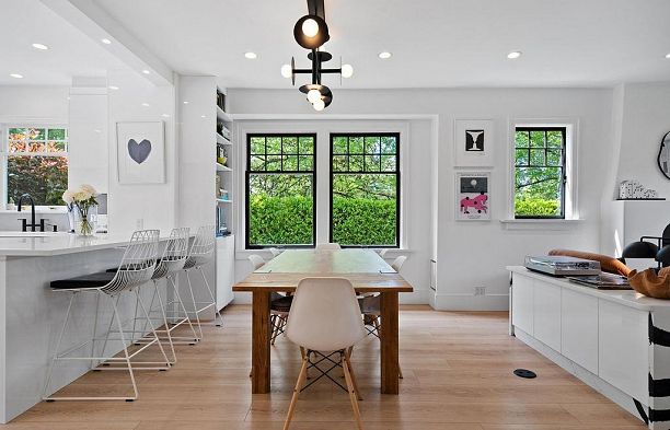 3392 W 8th Avenue Kitsilano