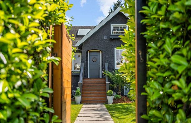 3392 W 8th Avenue Kitsilano