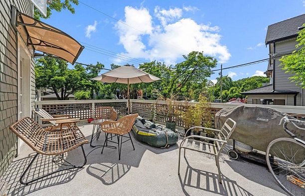 2245 Stephens Street Kitsilano
