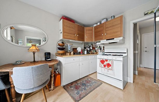 2245 Stephens Street Kitsilano