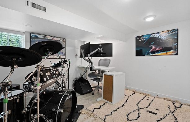 3392 W 8th Avenue Kitsilano