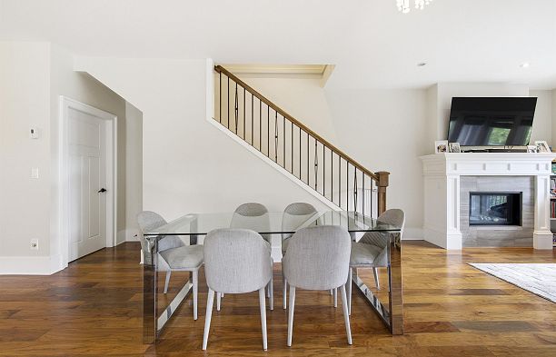 2436 W 8th Avenue Kitsilano