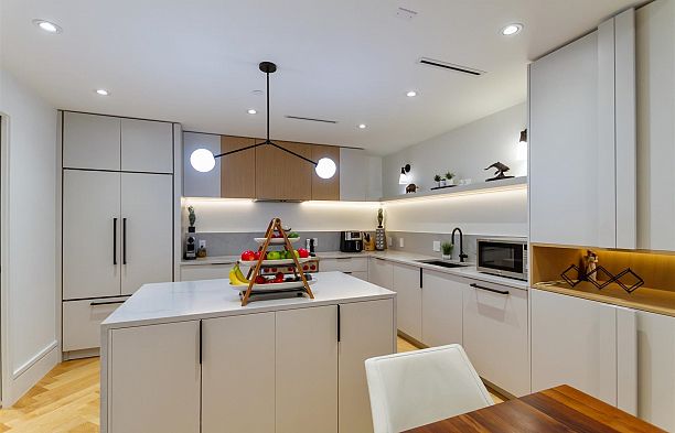 7061 Cypress Street Kerrisdale