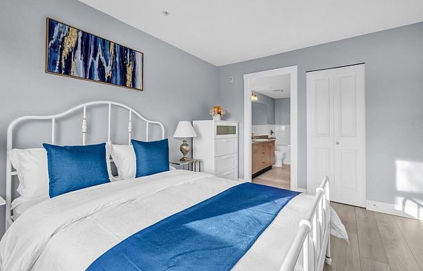 210 995 W 59th Avenue South Cambie