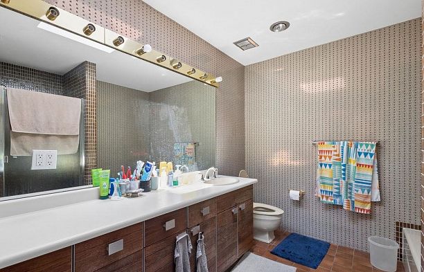 406 Greensboro Place South Cambie
