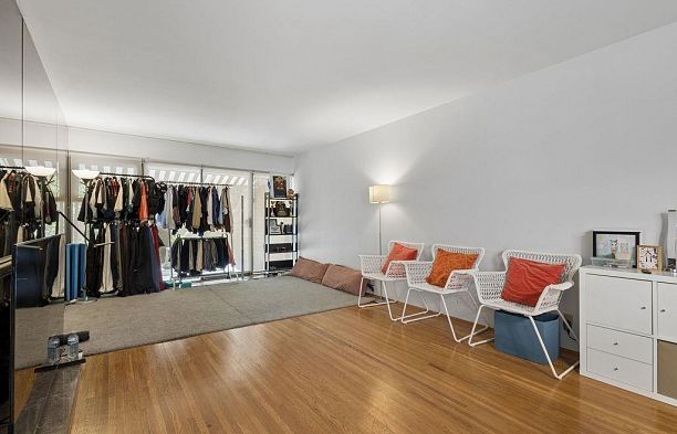 406 Greensboro Place South Cambie