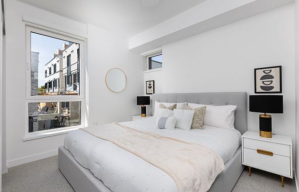 6829 Cambie Street South Cambie
